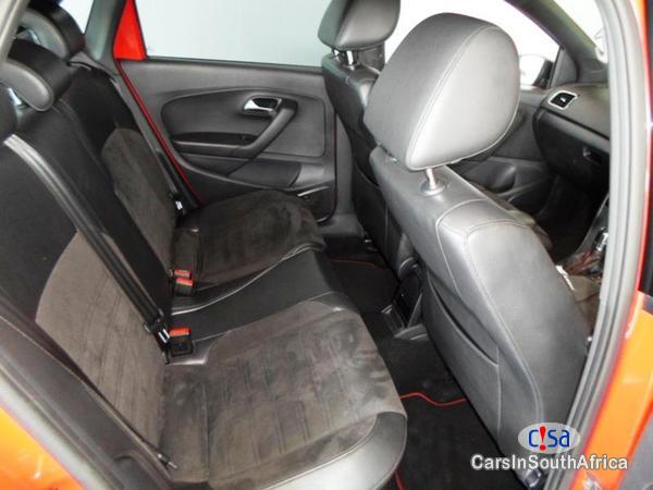 Volkswagen Polo Manual 2012 - image 10