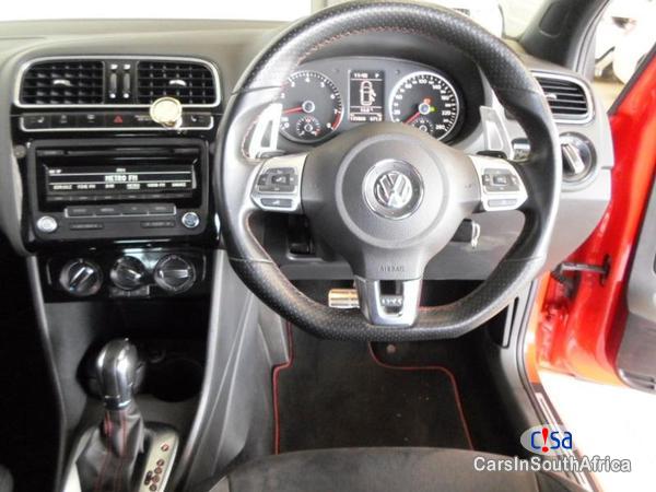 Volkswagen Polo Manual 2012 - image 12