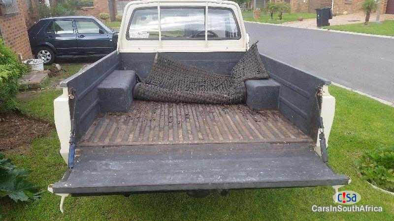 Picture of Toyota Hilux 0783349415 Manual 1998 in South Africa