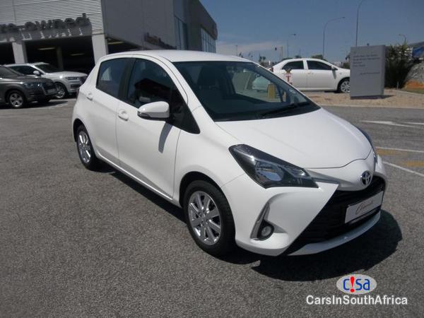 Picture of Toyota Yaris Manual 2017