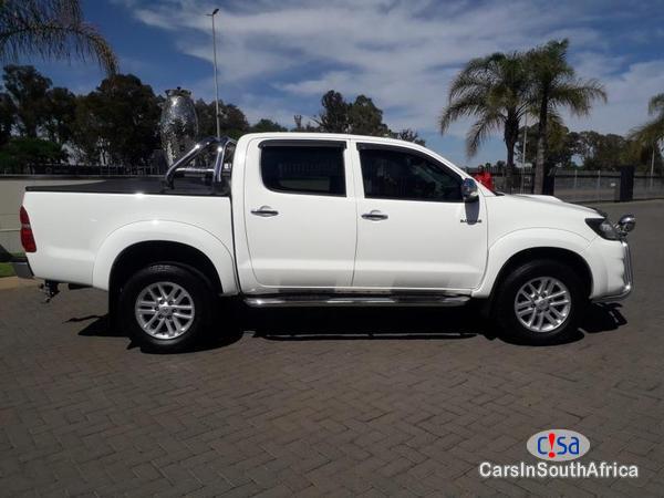 Toyota Hilux Manual 2013