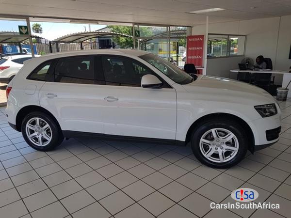 Audi Q5 Manual 2013 - image 2