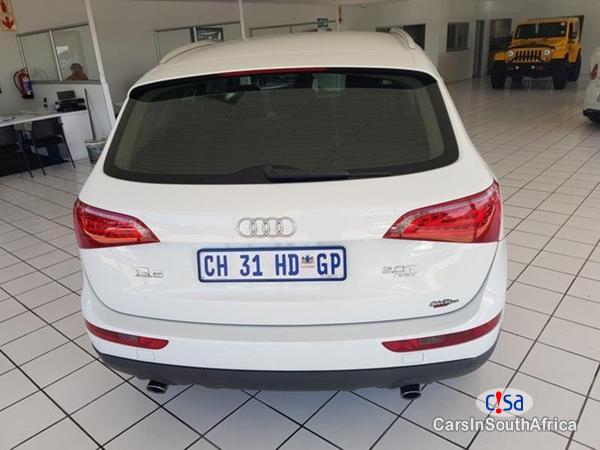 Audi Q5 Manual 2013 - image 3