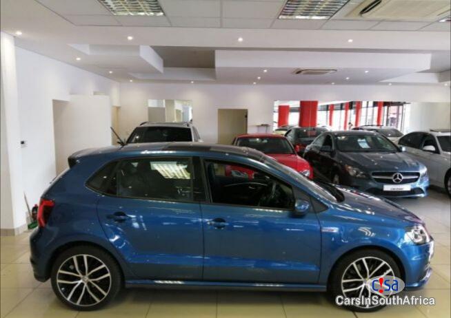 Volkswagen Polo Automatic 2015 - image 3