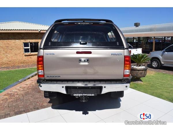 Toyota Hilux Manual 2011 in Gauteng