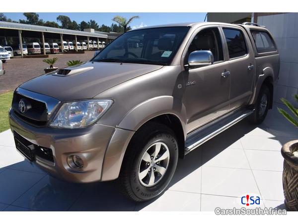 Toyota Hilux Manual 2011 in South Africa