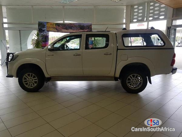 Toyota Hilux Manual 2014 in South Africa