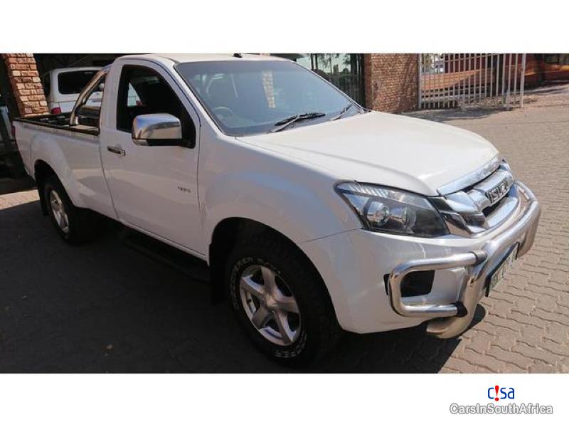 Isuzu KB300 Manual 2014 in Eastern Cape