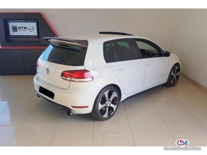 Volkswagen Golf Automatic 2010 - image 4
