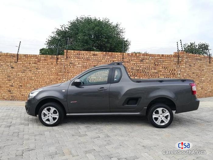 Chevrolet Utility Manual 2016 - image 2