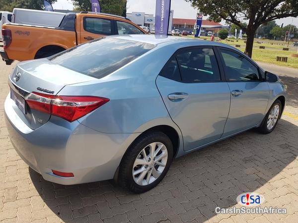 Toyota Corolla Manual 2016 - image 4