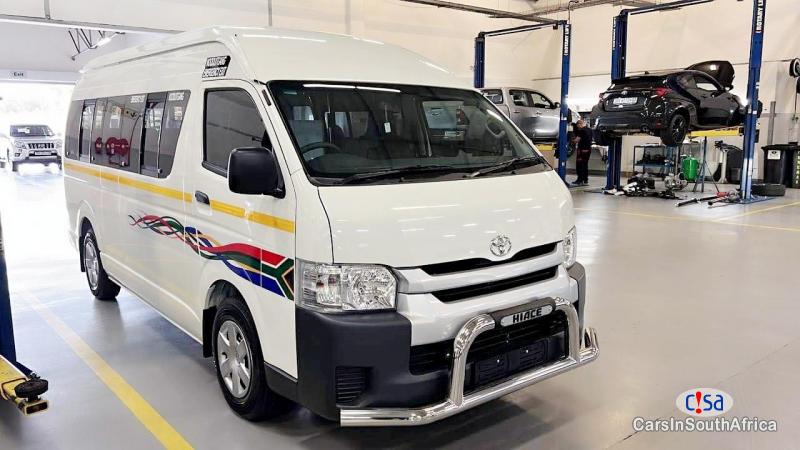 Pictures of Toyota HiAce 6429 Manual 2010
