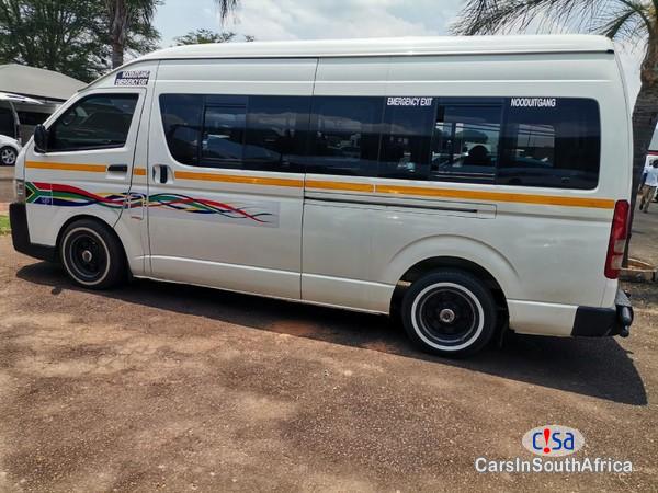 Toyota Quantum 2.5 D-4D Sesfikile 16-Seat Manual 2020 - image 3