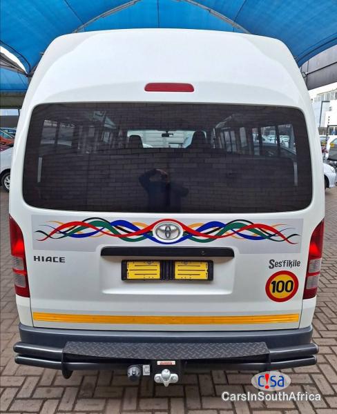 Toyota Quantum 2.5 D4-D Sesfikile 16- Seat Manual 2020 - image 2