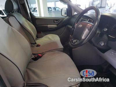 Hyundai H-1 2.5 Automatic 2017 in South Africa