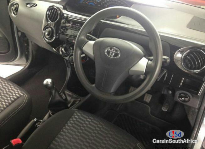 Toyota Etios Manual 2016 - image 6