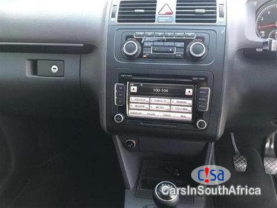 Volkswagen Touran 1.4TSI Highline Manual 2014 - image 9