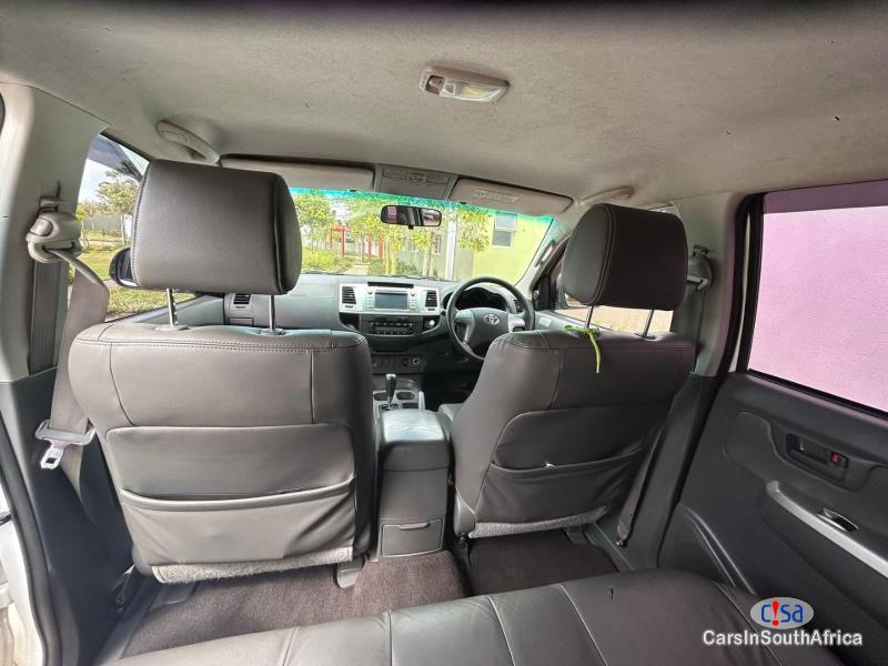Picture of Toyota Hilux 4.0 Automatic 2012 in South Africa