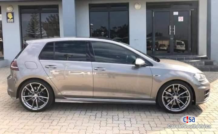 Volkswagen Golf 2.0 Automatic 2016 - image 2