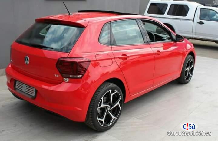 Volkswagen Polo 1.2 Automatic 2017 - image 2