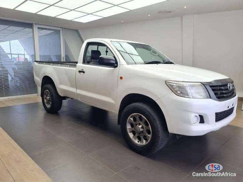 Picture of Toyota Hilux 2.5D-4D Manual 2015