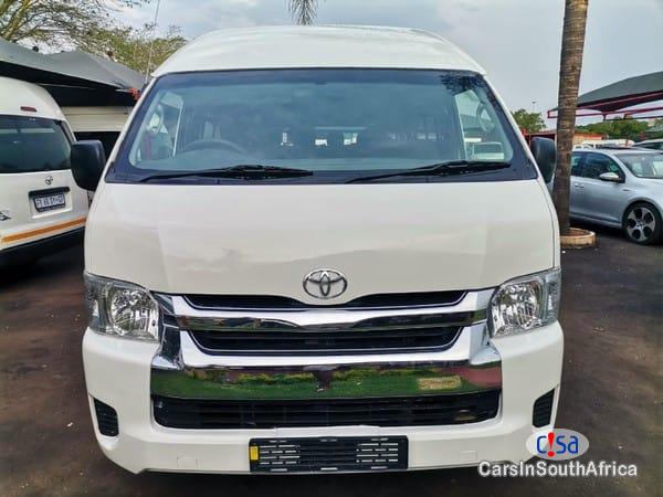 Toyota Quantum 2.5 GL ( You +27 685845776 Manual 2016 - image 2