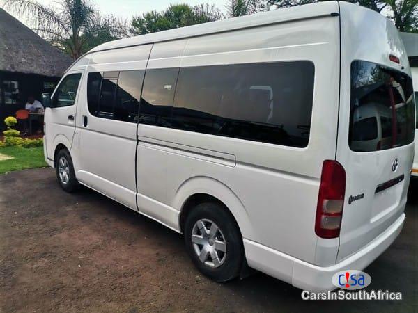 Toyota Quantum 2.5 GL ( You +27 685845776 Manual 2016 - image 3