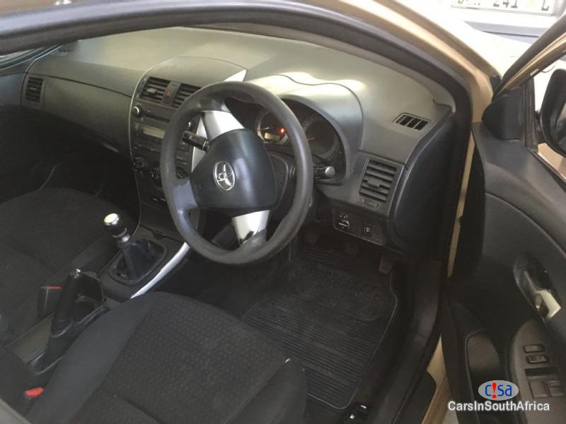 Toyota Corolla 1.4 Manual 2011 - image 4