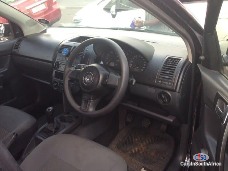 Volkswagen Polo 1.6 Comfort-line Manual 2010 - image 2