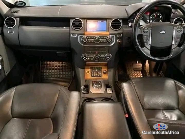 Land Rover Discovery 3.0 Automatic 2012 - image 4