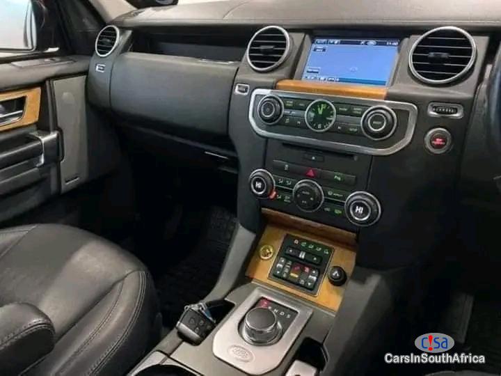 Land Rover Discovery 3.0 Automatic 2012 - image 5