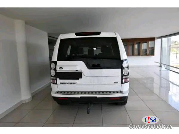 Land Rover Discovery 3.0 Automatic 2015 - image 6