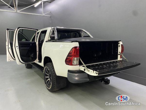 Toyota Hilux 2.8 GD-6 Raider 4x4 Call 081 494 5928 Delivery Nationwide Manual 2018