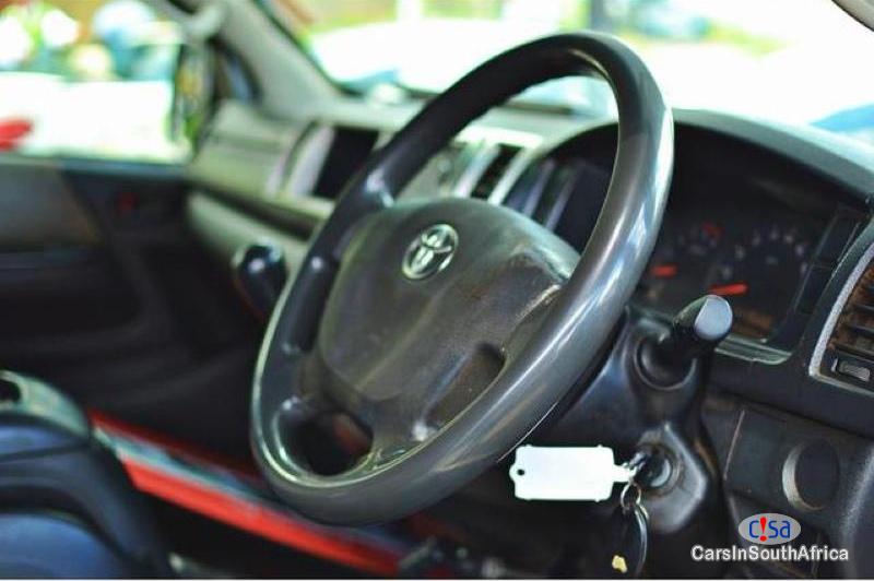 Picture of Toyota Quantum 2.5D-4D GL 14-Seater Manual 2015 in North West