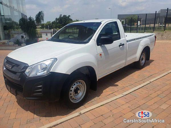 Isuzu KB250 2.5 Manual 2022 - image 4