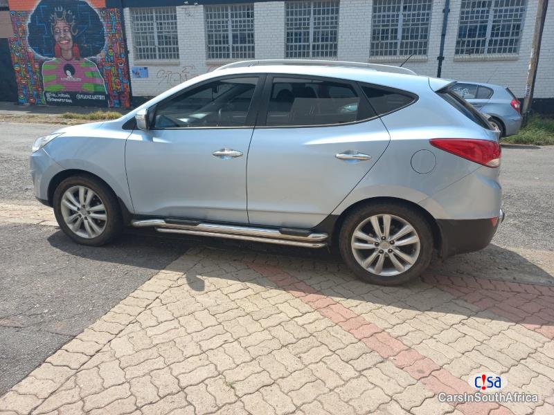 Hyundai ix35 2.0 Automatic 2013 - image 4