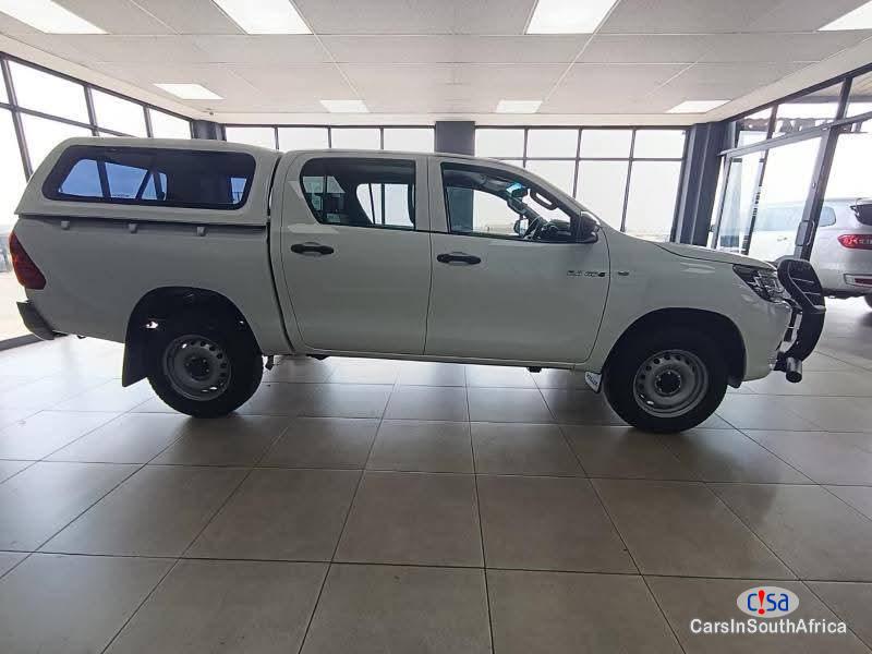 Toyota Hilux 2.4 Manual 2023
