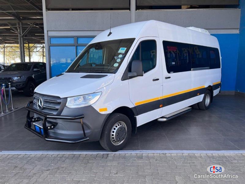 Mercedes Benz 3.0 Manual 2019