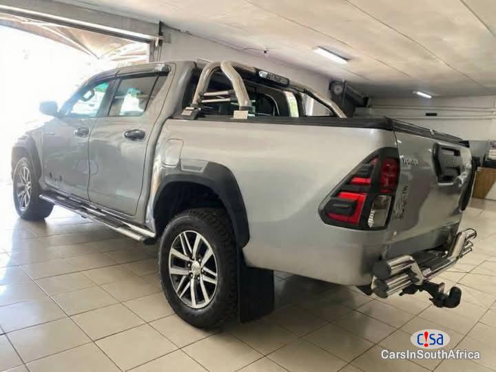 Toyota Hilux Automatic 2020 - image 2