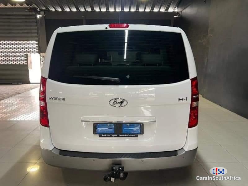 Hyundai H-1 Automatic 2022 - image 3