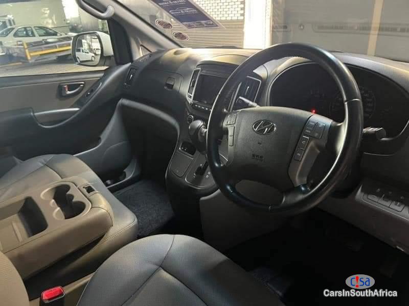 Hyundai H-1 Automatic 2022 - image 7