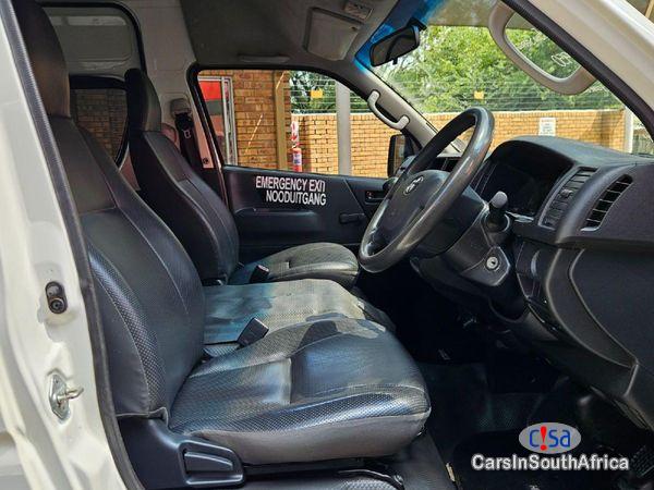 Toyota Quantum 2.5 D-4D Sesfikile 16-Seat Manual 2020 - image 3