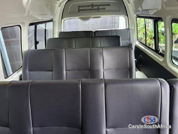 Toyota Quantum 2.5 D-4D Sesfikile 16-seeat Call 081 494 5928 Manual 2019 in Gauteng