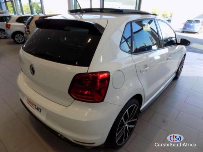 Volkswagen Polo Automatic 2016 - image 7