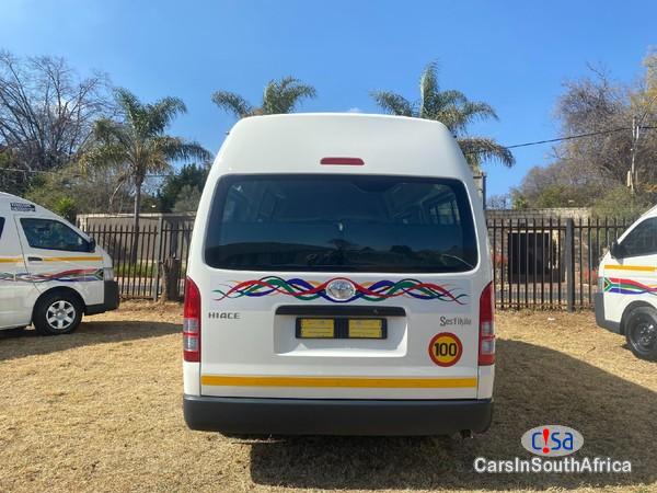 Toyota Quantum 2 5 0671651564 Manual 2020 - image 10