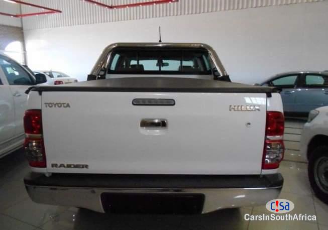 Toyota Hilux 3.0 Manual 2015 - image 2