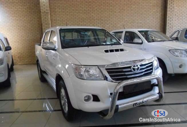 Toyota Hilux 3.0 Manual 2015 - image 3