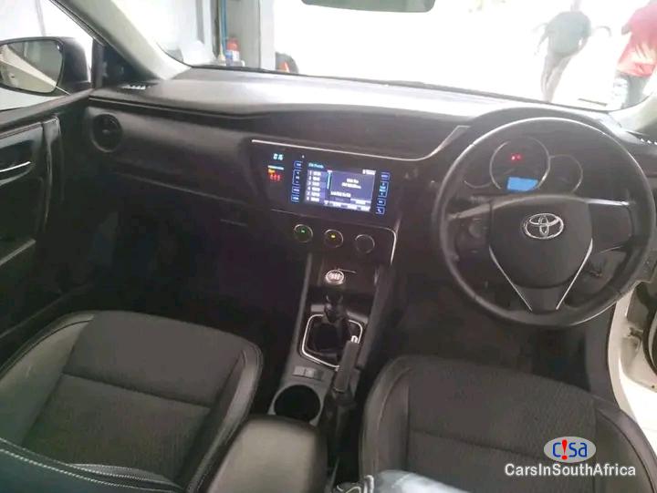Toyota Corolla Manual 2021 - image 10