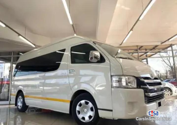 Pictures of Toyota Quantum 2.5 GL Manual 2017