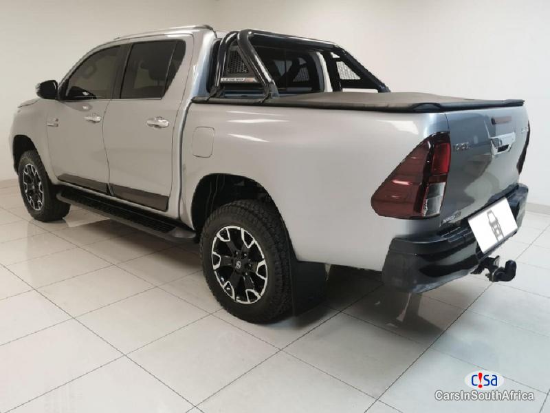Toyota Hilux BANK REPO 2.8GD-6 DOUBLE CAB Automatic 2018 - image 2